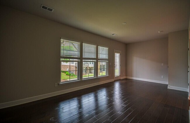 Building Photo - 845 Atwood Ln