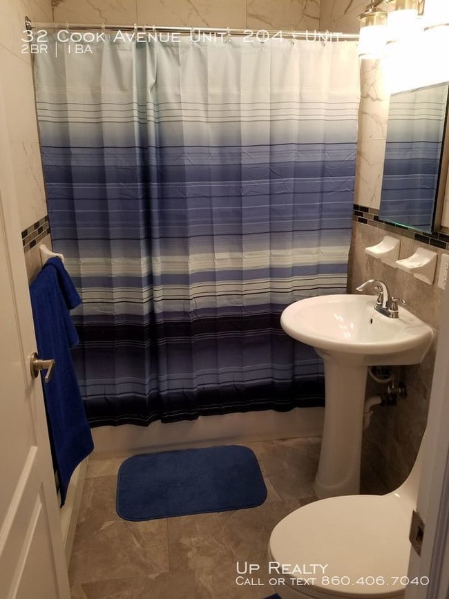 Building Photo - 32 Cook Ave