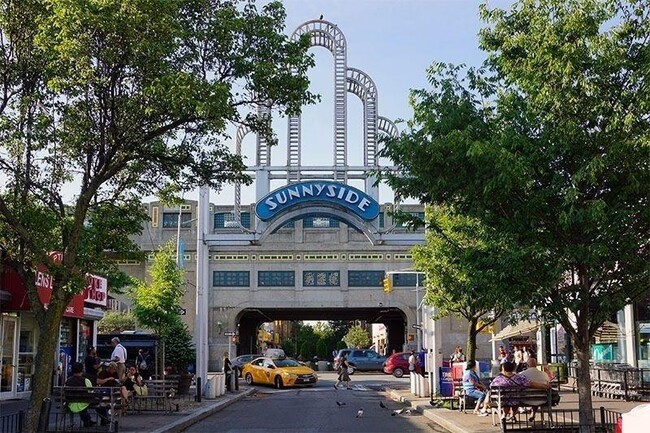 Building Photo - 1 bedroom in SUNNYSIDE NY 11104