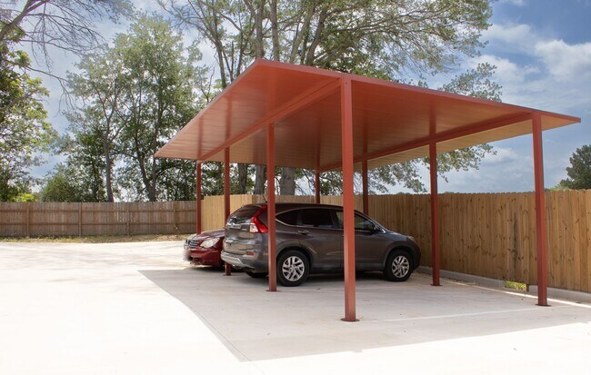 Building Photo - Spring Break Special - Move in NOW!!! and stay one month free