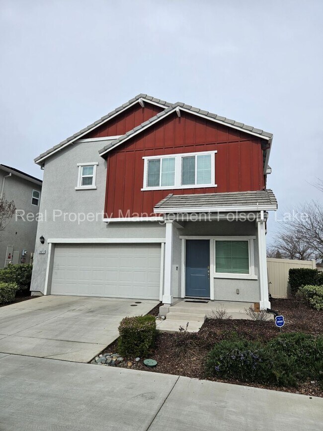 Building Photo - 4bd 2.5ba Home in the desirable Parkbridge...
