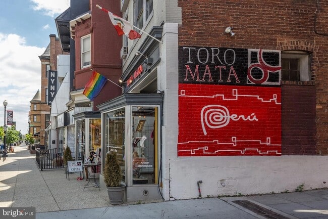 Building Photo - 1701 16th St NW