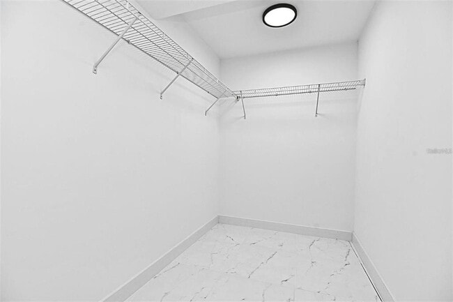 Building Photo - 112 Hillcrest Dr