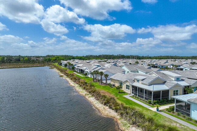 Building Photo - 7018 Saona CT