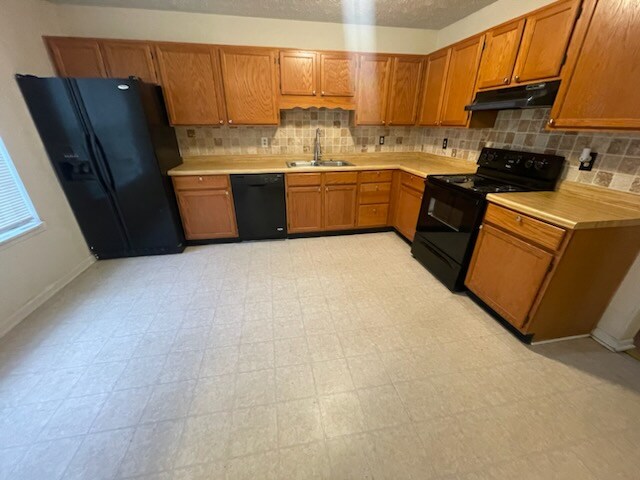 Building Photo - 3822 Meadow Green Ct