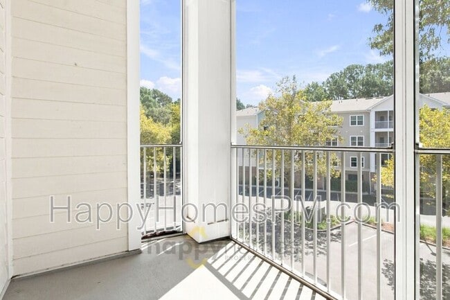 Building Photo - 1755 Central Park Rd