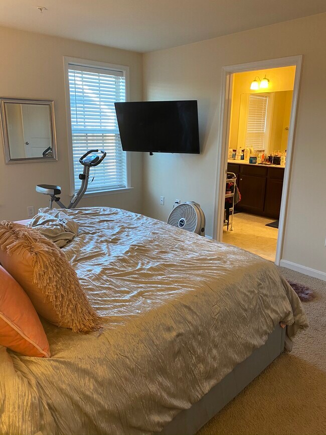 Building Photo - Smithview Place