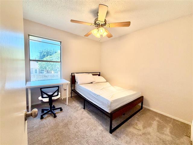 Building Photo - 1720 Circle Creek Dr