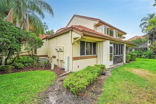 Building Photo - 9312 NW 9th Pl
