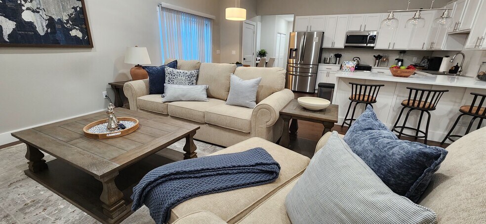 Building Photo - 6378 W Flanders Ln