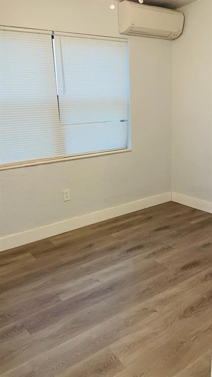 Building Photo - 8274 Bumford Ave