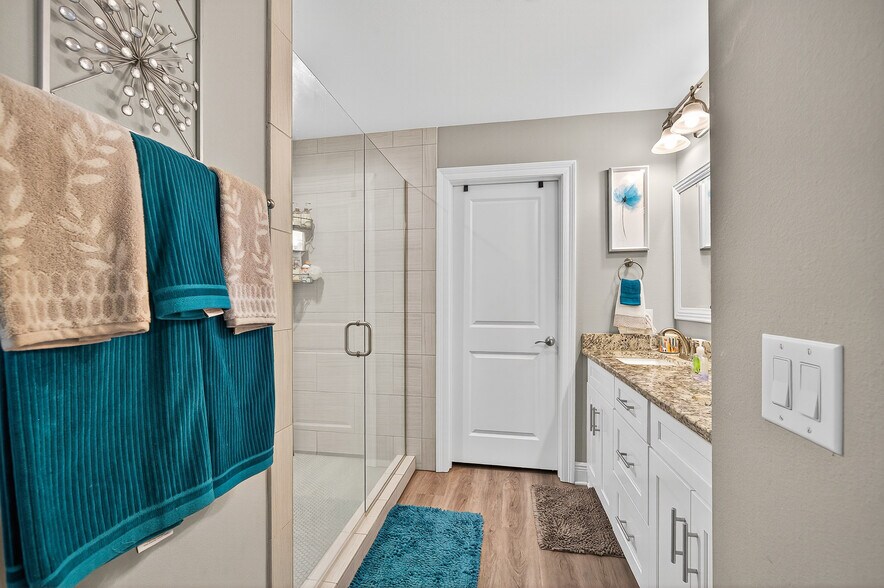 Building Photo - 2259 Hadleigh Hills Ct