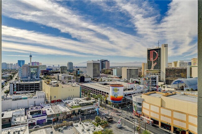 Building Photo - 150 S Las Vegas Blvd