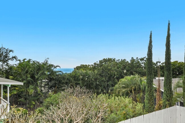 Building Photo - 73-4338-4338 Koi Koi St