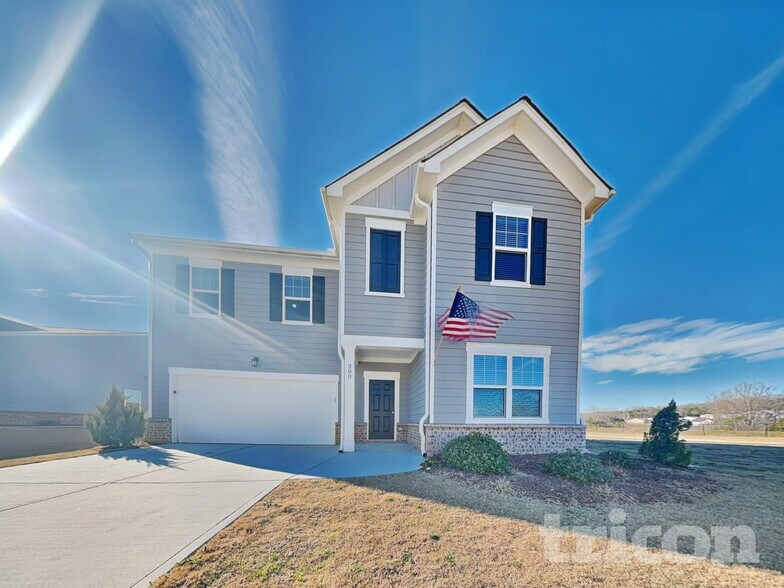 Building Photo - 300 San Vito Wy