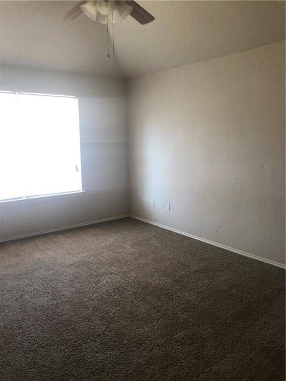 Building Photo - 5805 Lark Creek Dr