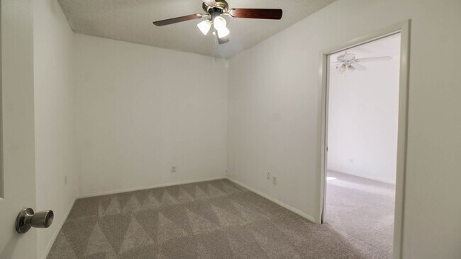 Building Photo - 1201 Springview Run