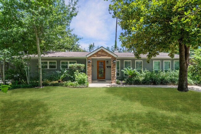 Primary Photo - 1320 Woodvine Dr