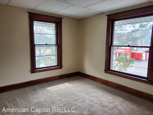 Building Photo - 5 br, 1.5 bath House - 647 Pennsylvania Ave