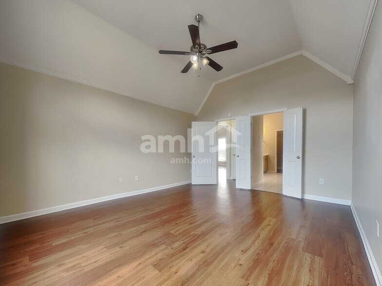 Building Photo - 95 Sweet Leaf Ln