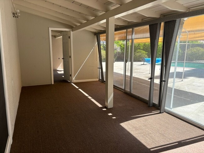 Building Photo - Gorgeous 4 bed/3 bath home in Walnut Creek
