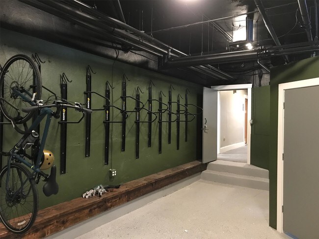 Building Photo - 3016 1st Ave