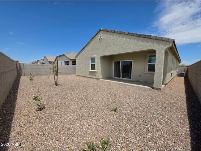 Building Photo - 18399 W Buckskin Trl