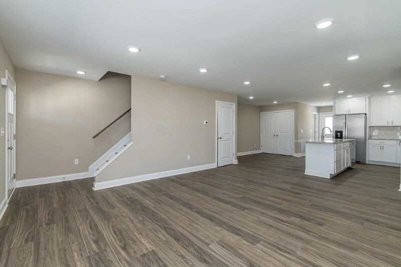 Building Photo - 1134 Judah Bear Blvd