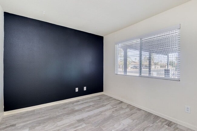 Building Photo - Modern 3 BD 2 BA Home on Mesa/Chandler/Tempe Border!