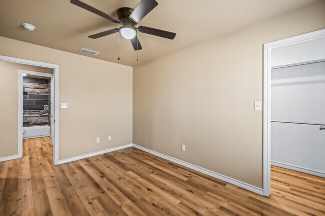 Building Photo - 4008 East F M 1729