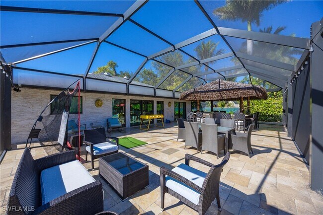 Building Photo - 1890 Oakes Blvd