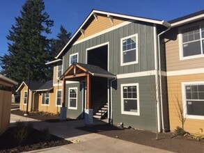 Building Photo - Apartment near downtown Hillsboro