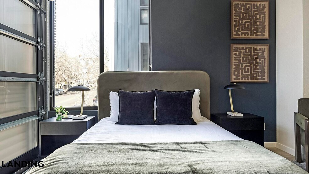 Building Photo - 3024-3024 Zuni St