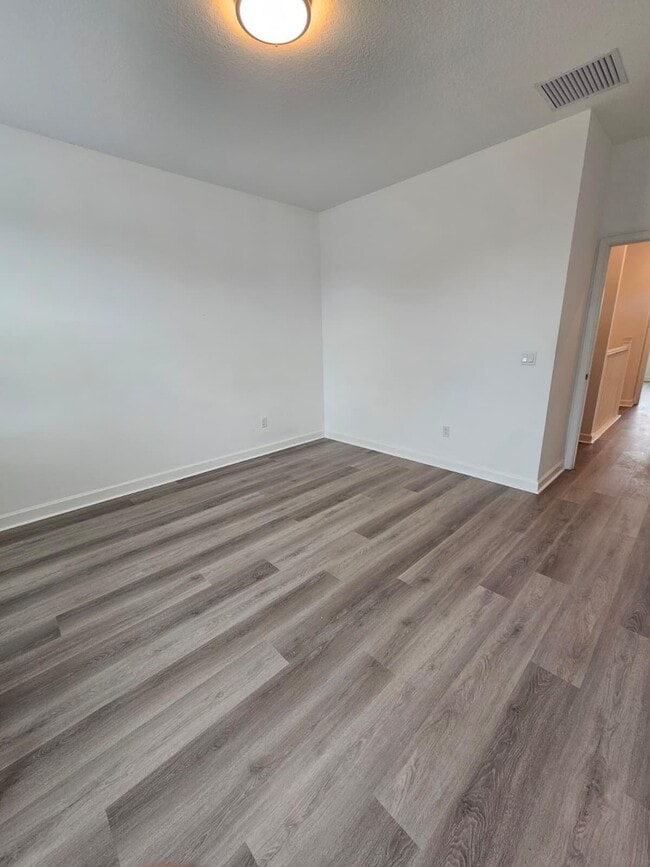 Building Photo - 4946 Navali Dr