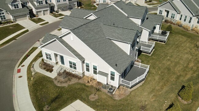 Building Photo - 2689 Oxford Cir
