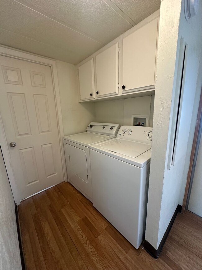 Building Photo - Seaj3701 Fir Grove Mobile Park