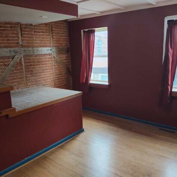Bedroom 3 - 116 S Main St