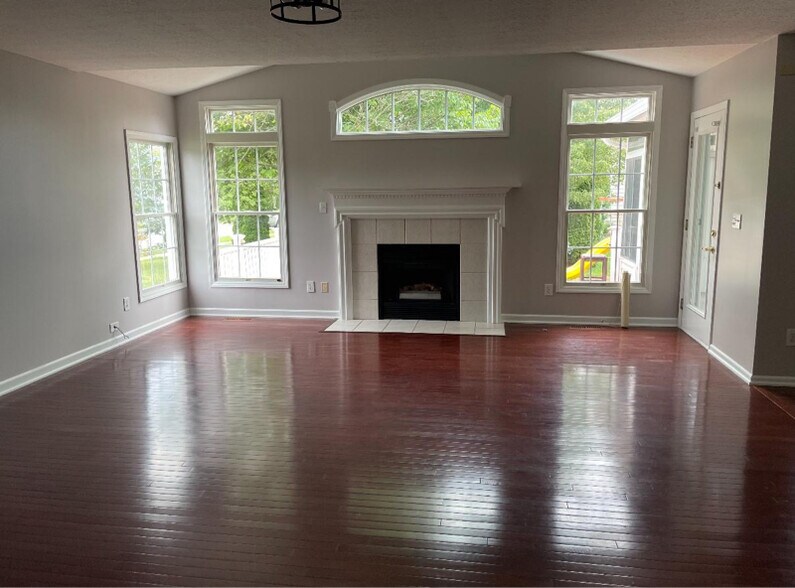 Building Photo - 4804 Sapwood Dr