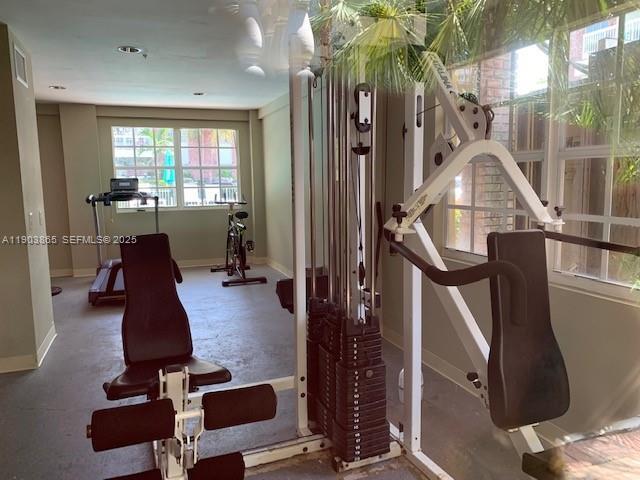 Building Photo - 2426 SE 17th St