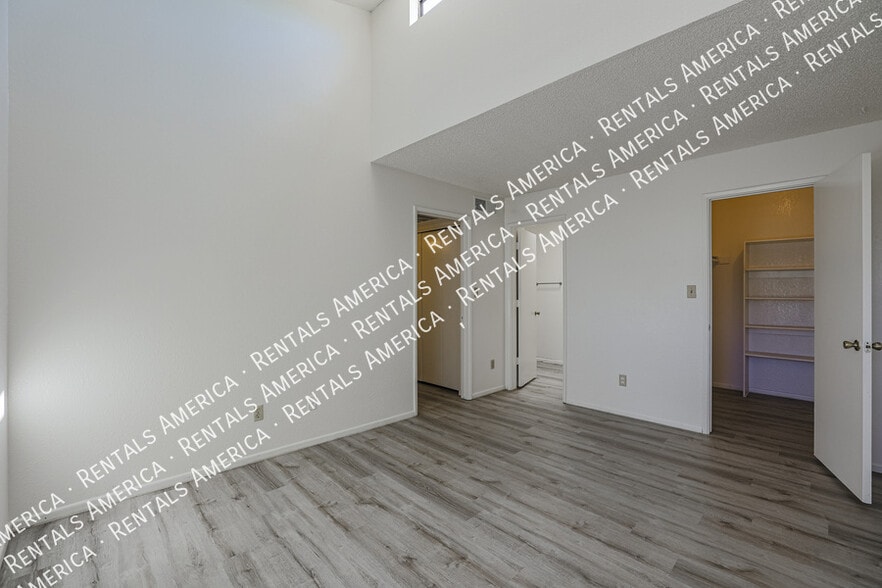 Building Photo - 6480 N 82nd St