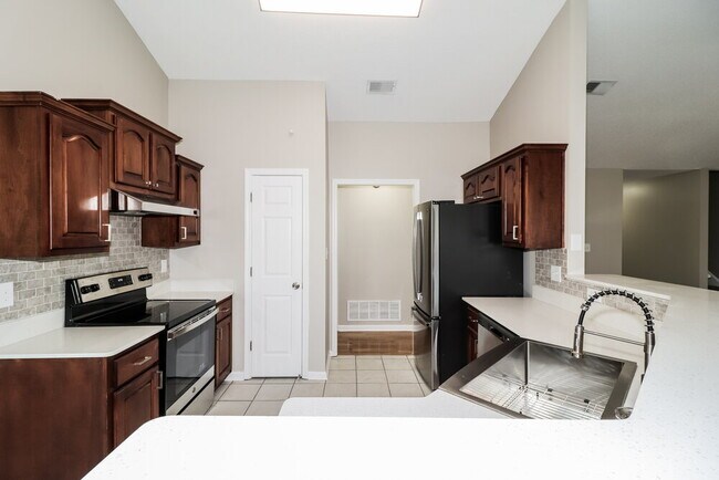 Building Photo - 2744 Dry Well Cove