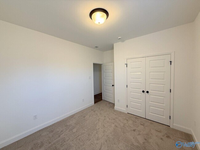 Building Photo - 24057 Quints Dr