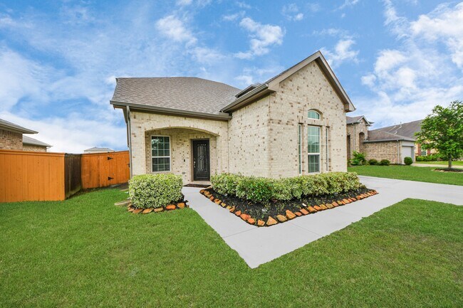 Building Photo - 2326 Kelson Cove Dr