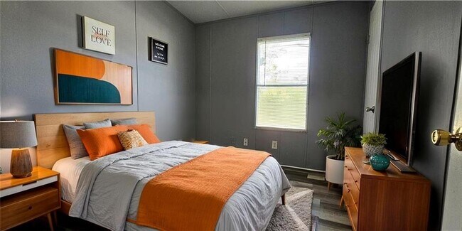 Building Photo - 4255 Smoke Creek Pkwy