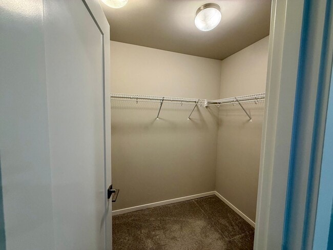 Building Photo - Renton Home