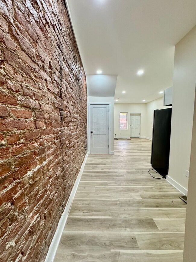 Building Photo - 4504 N Uber St