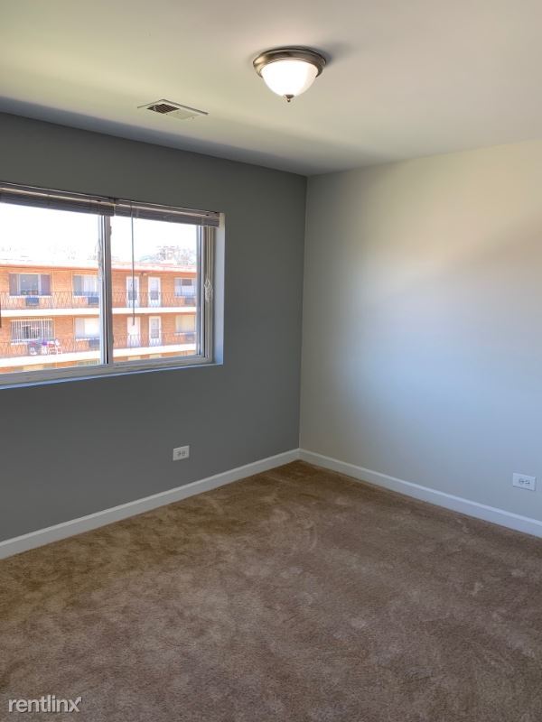 Building Photo - 2 br, 2 bath Apartment - 6414 N RIDGE BLVD