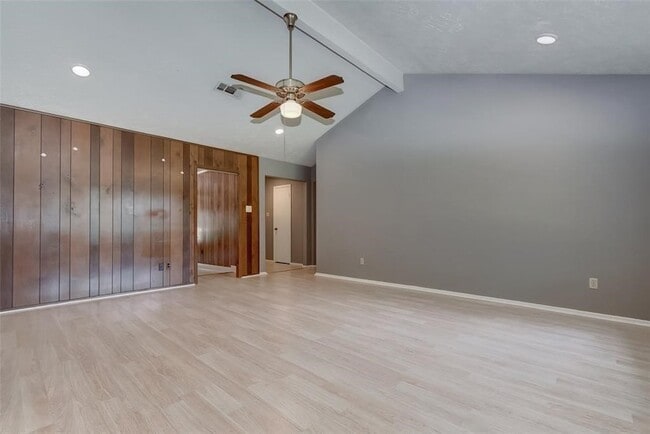 Building Photo - 7659 Winkle Wood Ln
