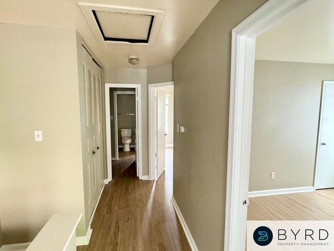 Building Photo - 508 Bethany Dr