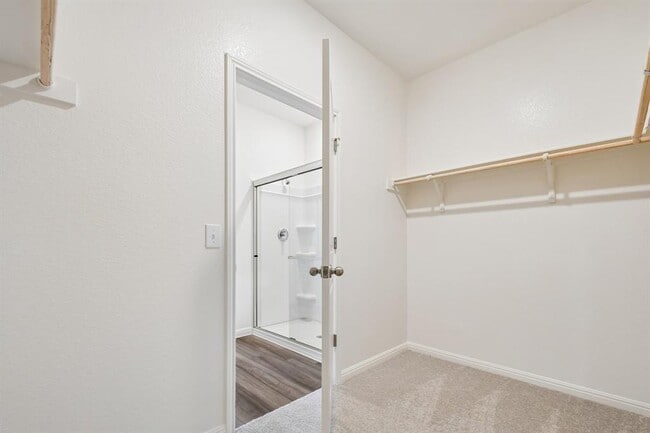 Building Photo - 1305 Morris Lp